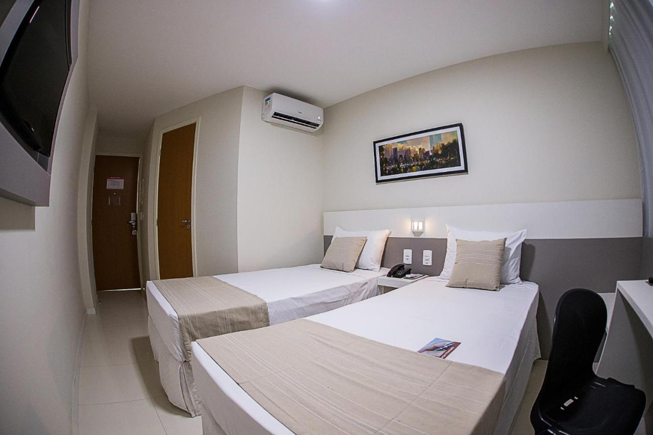 Bristol Easy Uba Hotel מראה חיצוני תמונה