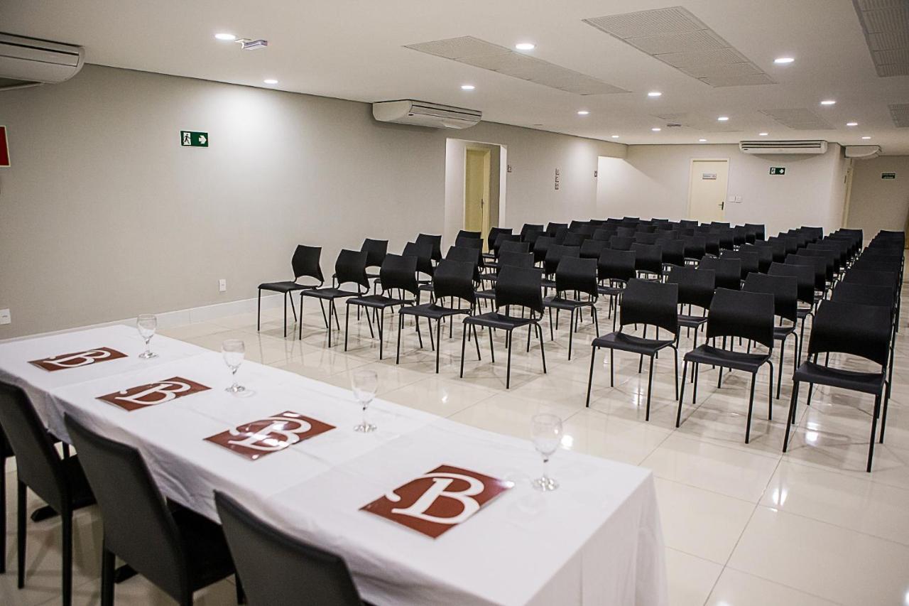 Bristol Easy Uba Hotel מראה חיצוני תמונה